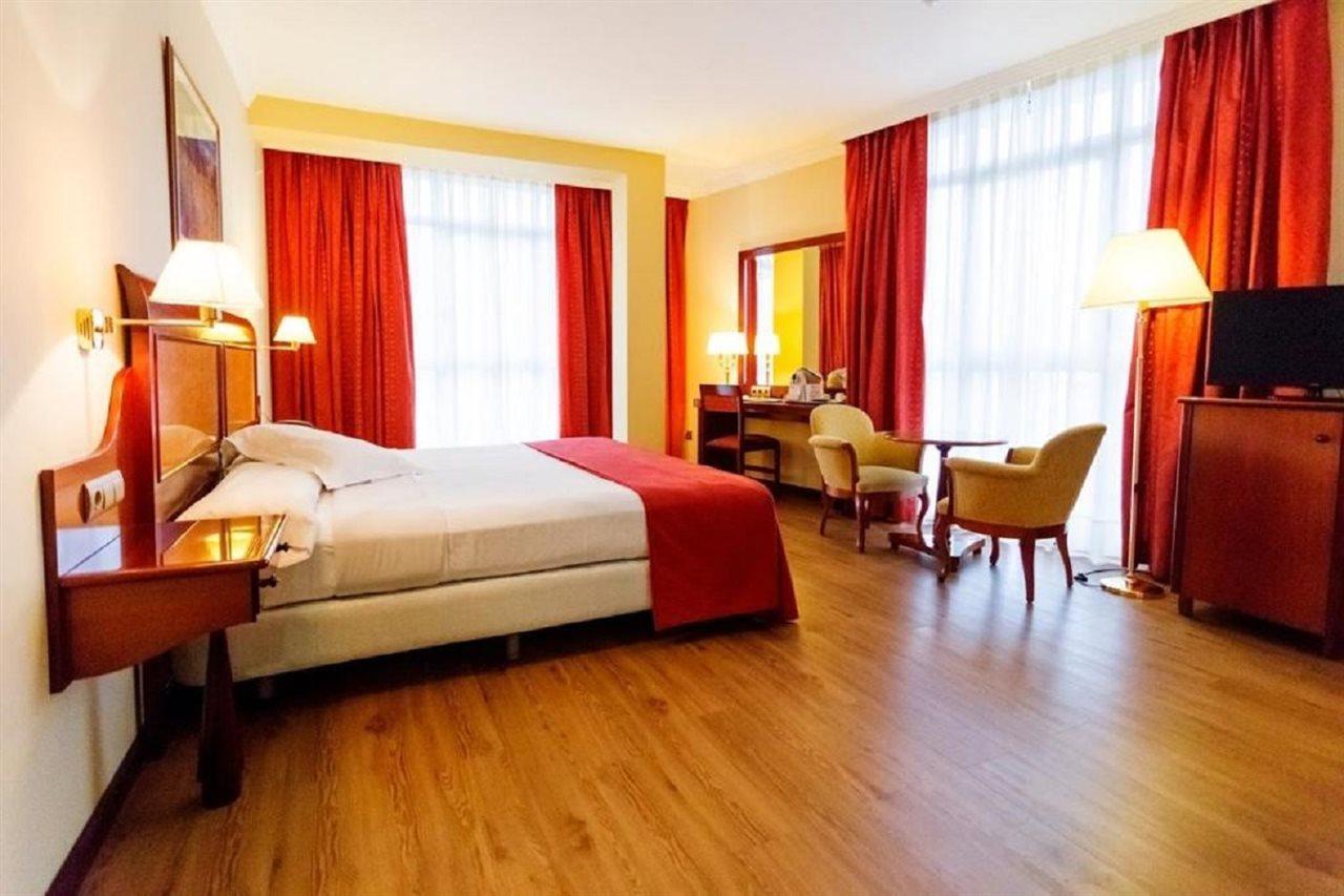Gran Hotel De Ferrol Luaran gambar
